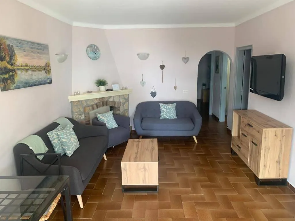 Tatil Evi Delightful Villa Close To The Beach L' Escala