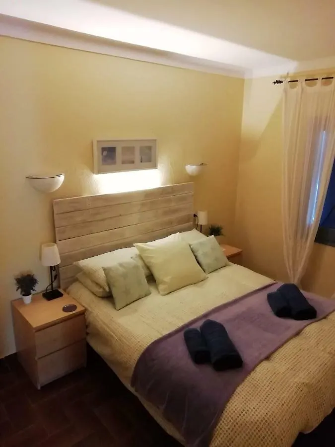 Tatil Evi Delightful Villa Close To The Beach L' Escala